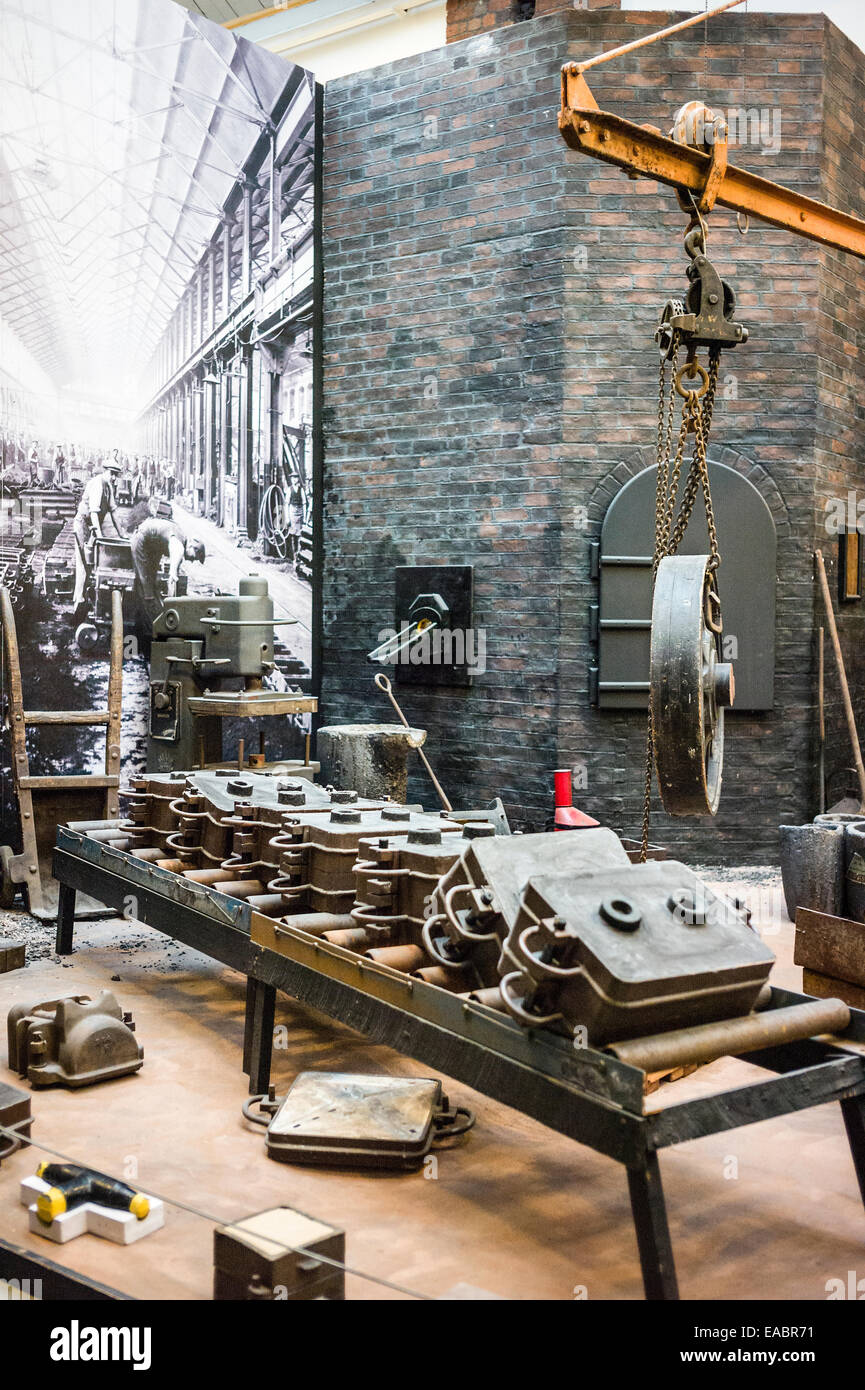 Rekonstruktion einer Gießerei in STEAM Museum Swindon UK Stockfoto
