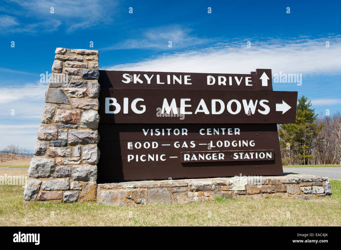 National Park Service-Schild am großen Wiesen, auf Skyline Drive, Virginia, USA. Stockfoto
