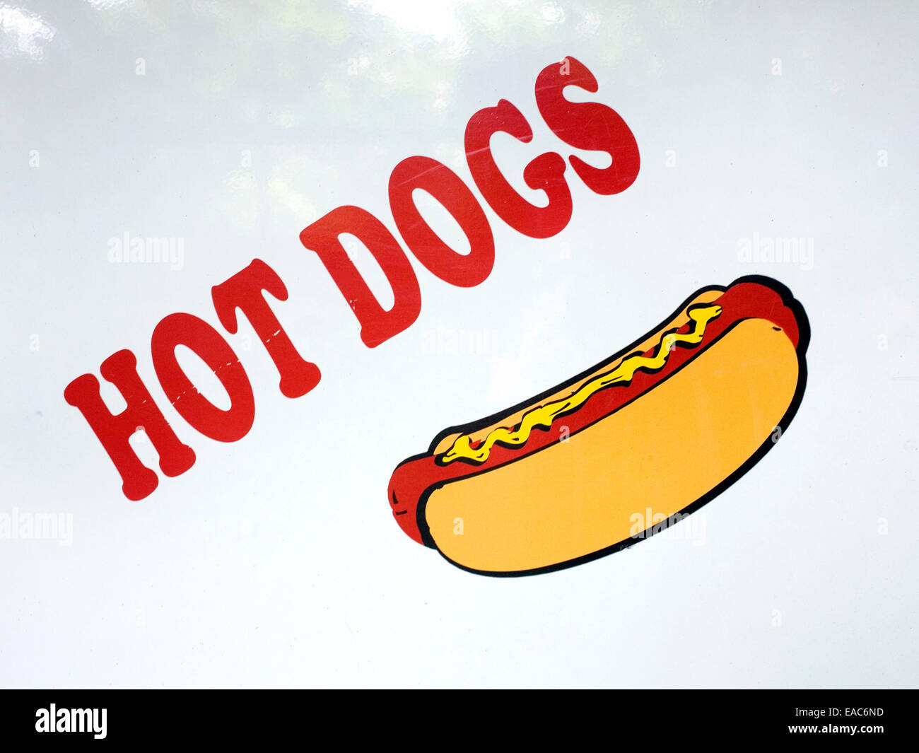 Hot-Dog-Aufkleber auf der Seite des LKW Stockfoto