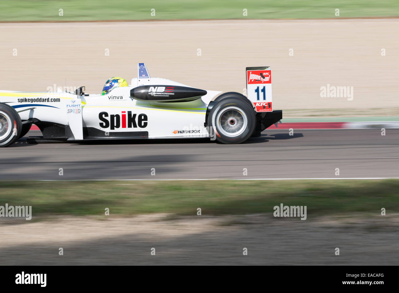 Imola, Italien - 11. Oktober 2014: Dallara F312 - NBE ThreeBond mit T-Sport Team, angetrieben von Goddard Richard (Aus) Stockfoto