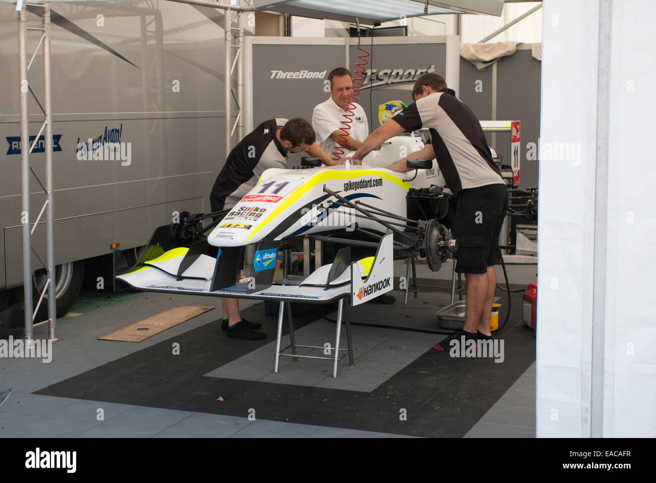 Imola, Italien - 11. Oktober 2014: Dallara F312 - NBE ThreeBond mit T-Sport Team, angetrieben von Goddard Richard (Aus) Stockfoto