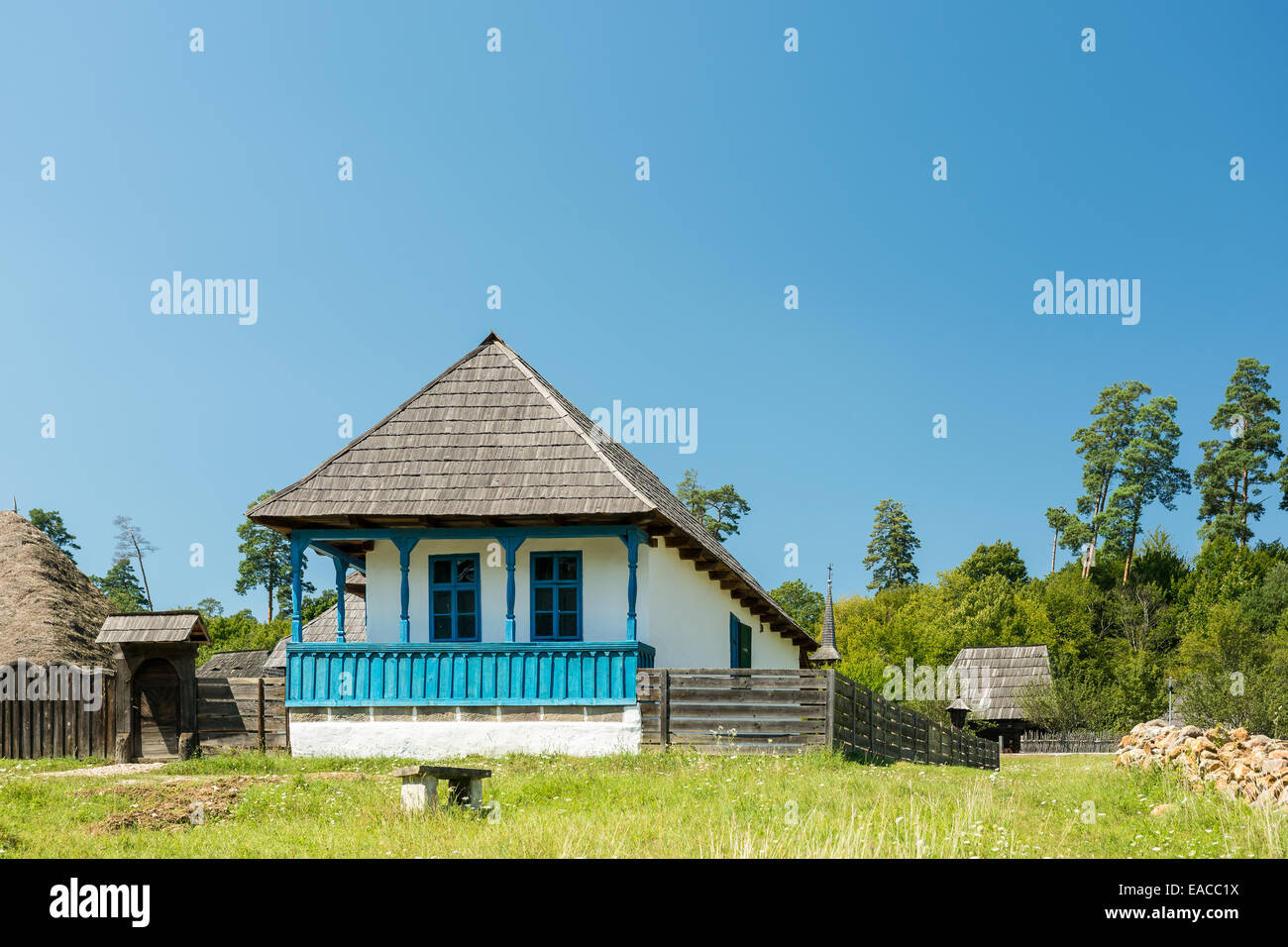 Alte traditionelle rumänische Dorfhaus Stockfoto