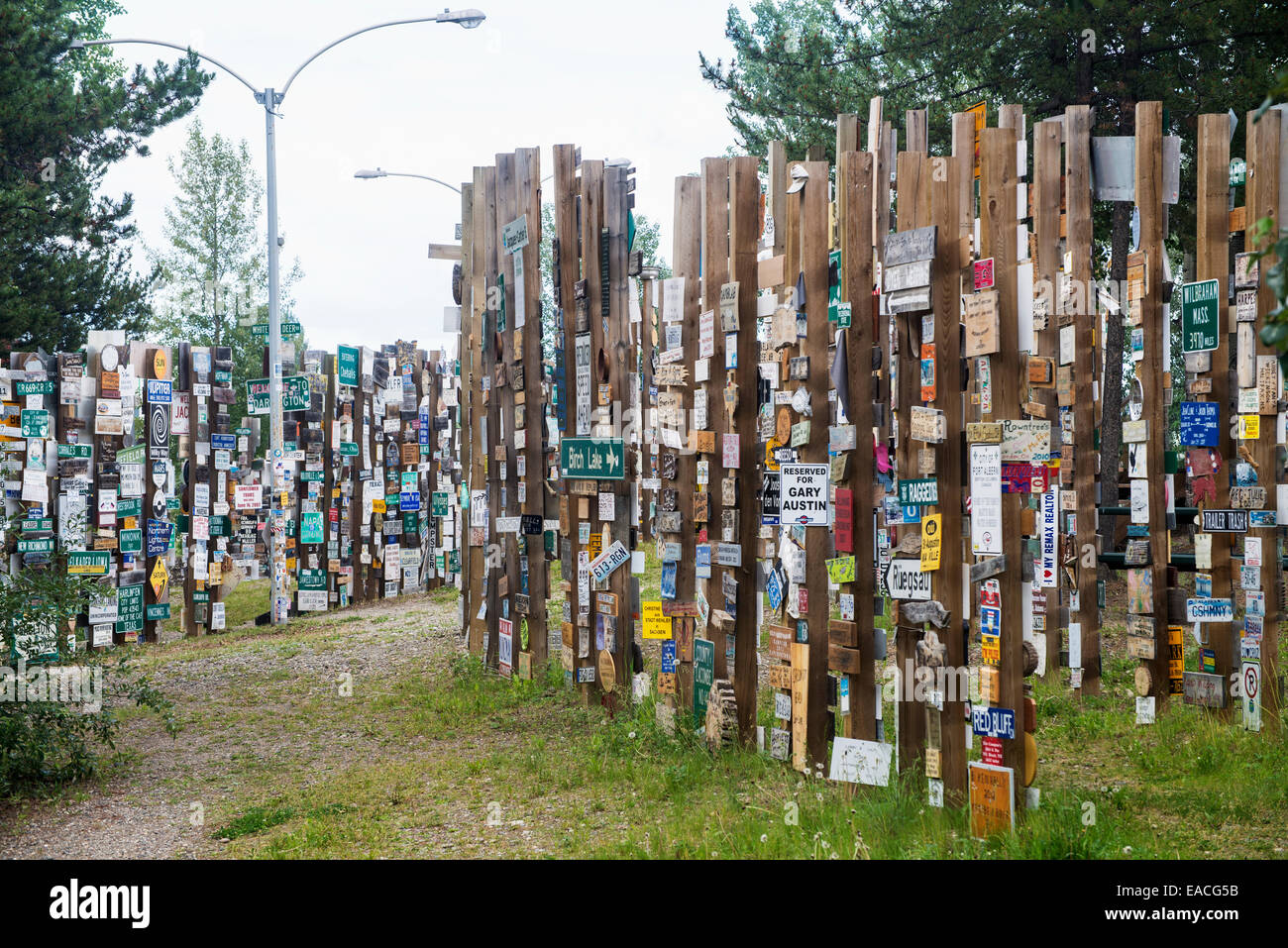 Sign Post Forest; Watson Lake, Yukon, Kanada Stockfoto