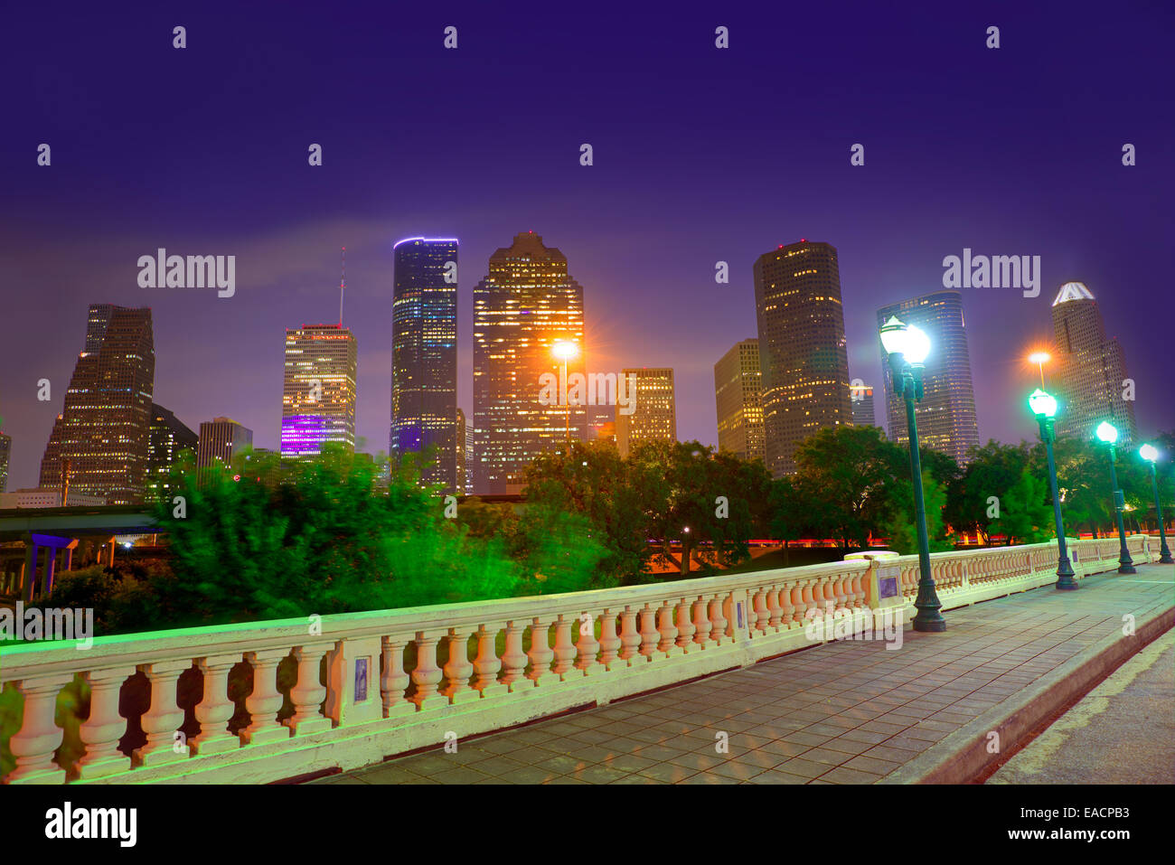 Houston Skyline Bei Sonnenuntergang Von Sabine St Bridge Texas Usa Uns Amerika Stockfotografie Alamy
