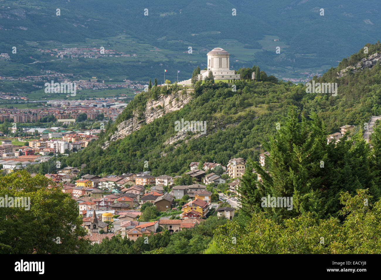 Memorial Erste Weltkrieg Rovereto Trentino Alto Adige Italien Stockfotografie Alamy