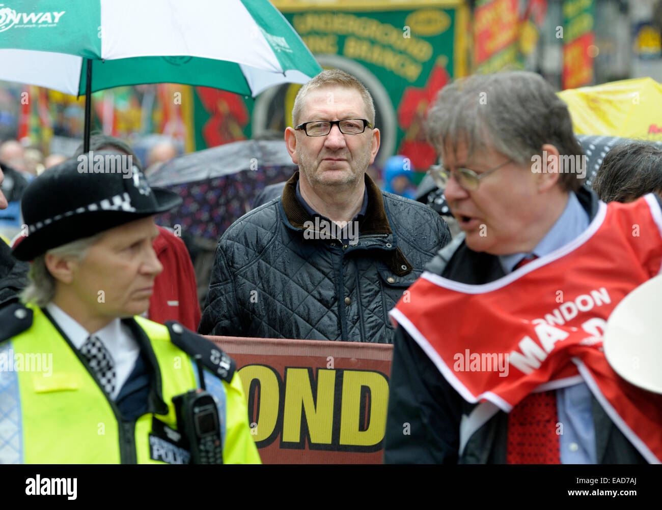 Maifeiertag, 2014, London. Gewerkschaft März von Clerkenwell Grün zum Trafalgar Square. Len McCluskey, Gen Sekretärin vereinen Stockfoto