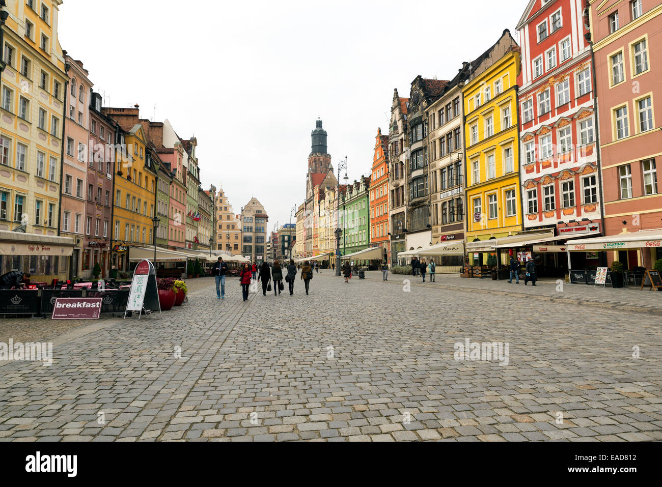 Wroclaw/Breslau, Polen - OCTOBER24, 2014: Stadtzentrum, Markt-Quadrat Mietskasernen, Wroclaw/Breslau Polen Stockfoto