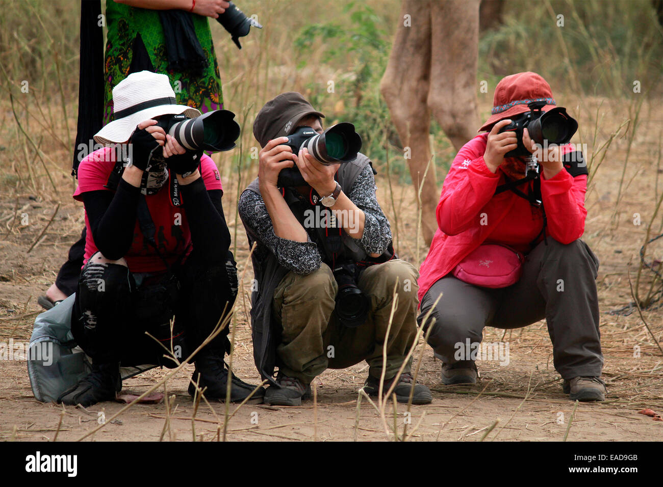 Fotograf, touristische, Männlich, Weiblich, schießen, gute Kleidung in Pushkar Rajasthan, Indien. Stockfoto