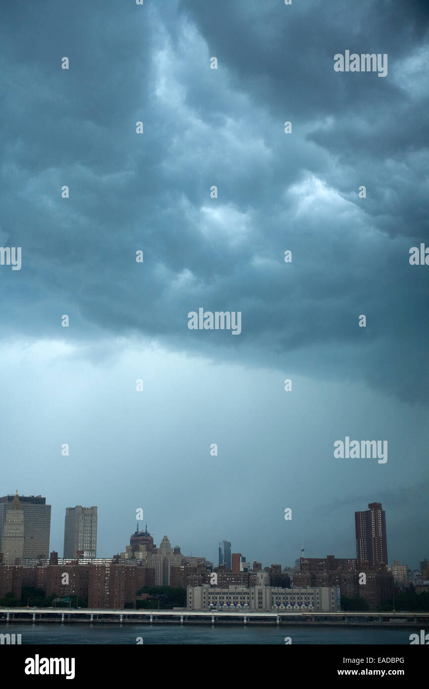 Extreme Wetterbedingungen über New York City Stockfoto
