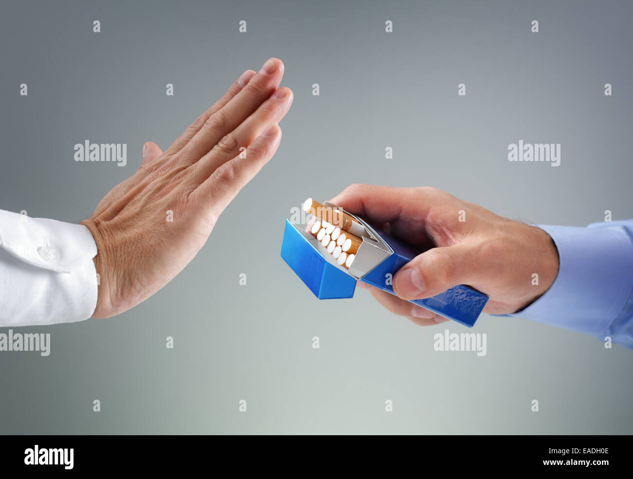 Mit dem Rauchen aufzuhören Stockfotografie - Alamy