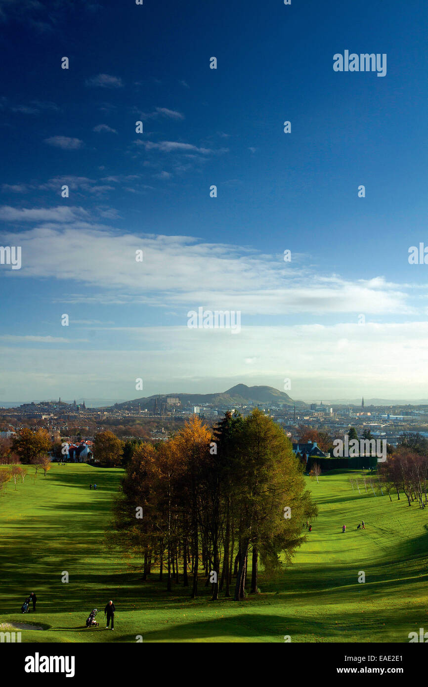 Edinburgh, Arthurs Seat, Salisbury Crags und Murrayfield Golf Course von Corstorphine Hill, Edinburgh Stockfoto