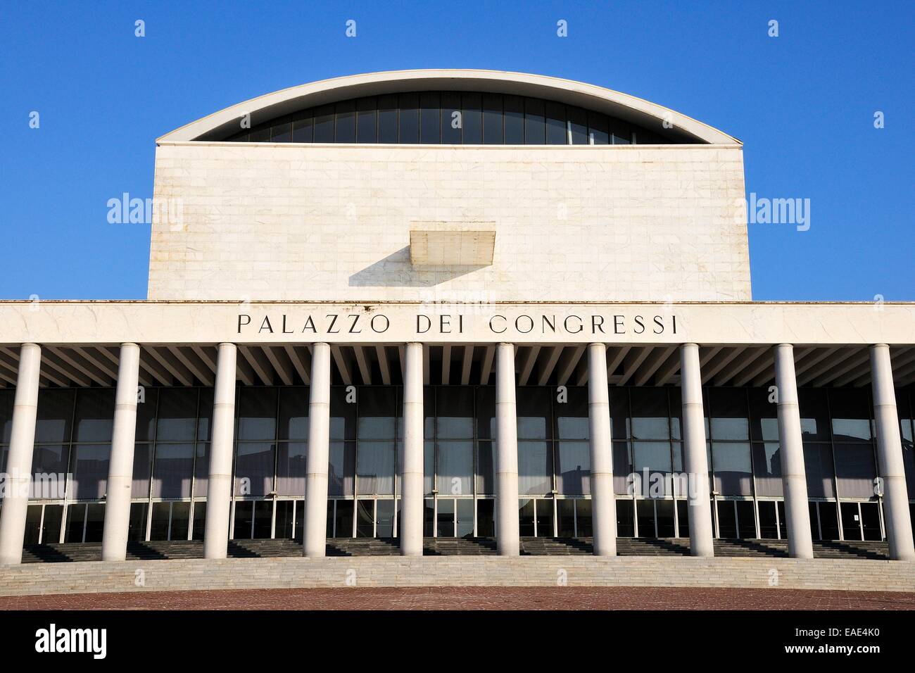 Der Kongresspalast in EUR, Esposizione Universale di Roma, Rom, Latium, Italien Stockfoto