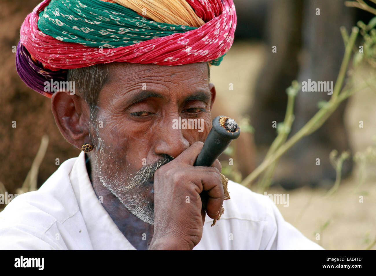 Turban, indische, Männlich, Alter Mann, Dorfbewohner, Schnurrbart, Bart in Pushkar, Rajasthan, Indien. Stockfoto