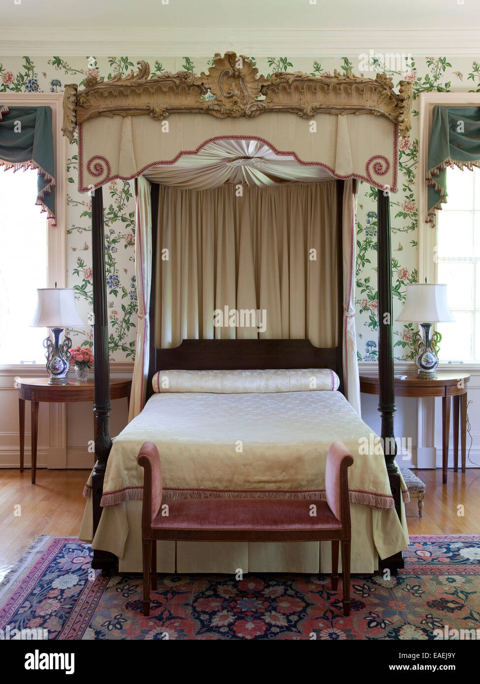 Bett und Schlafzimmer von Swan House Stockfoto