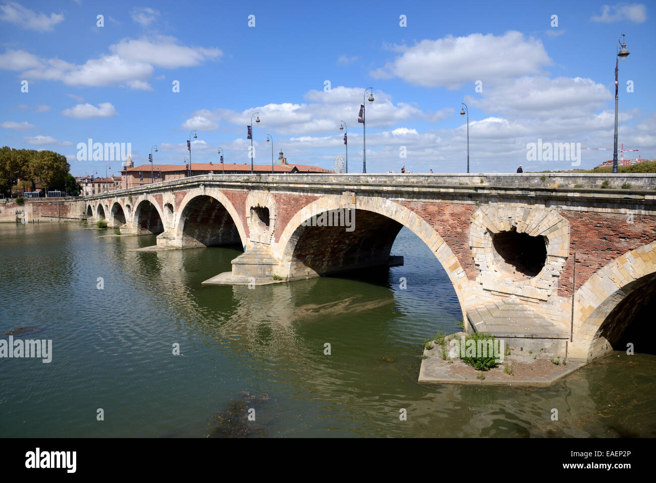 Pont Neuf oder der neuen Brücke über den Fluss Garonne Toulouse Frankreich Stockfoto