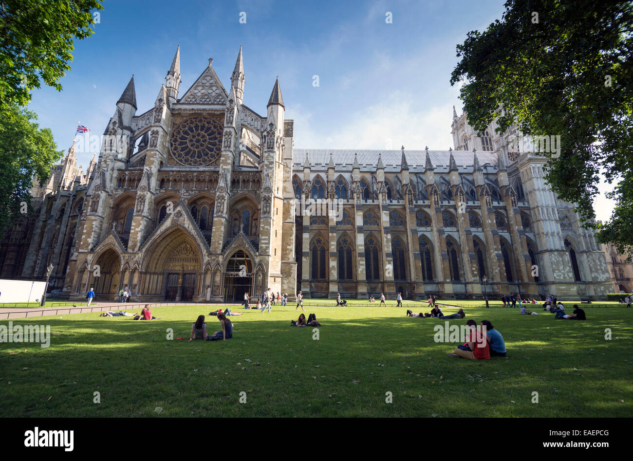 LONDON - 6. Juni 2014: Westminster Abbey ist eine große, vor allem gotische Kirche, es ist der traditionelle Ort der Krönung und Begräbnis Stockfoto