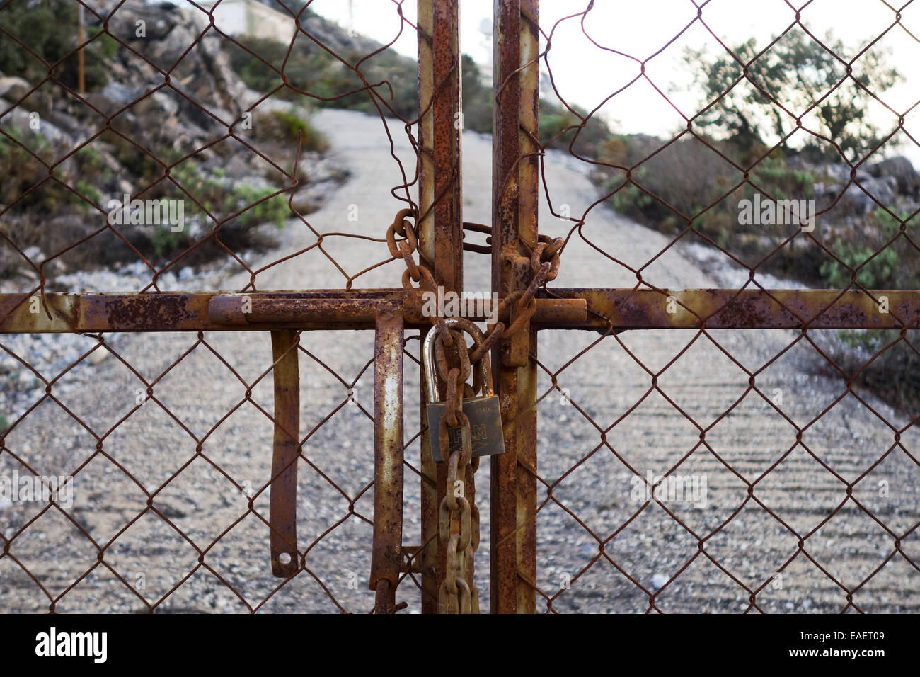 Alter Rostiger Zaun Stockfotos Und Bilder Kaufen Alamy