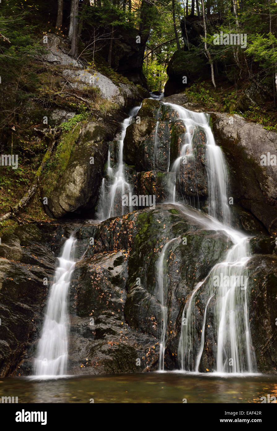 Moss Glen Falls Naturgebiet Wasserfälle auf Autobahn 100 Granville Vermont USA im Herbst Stockfoto