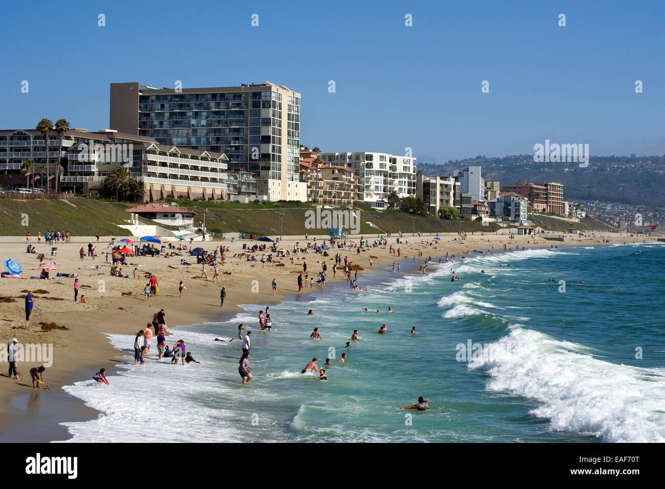 Redondo Beach und Palos Verdes im Hintergrund Stockfoto