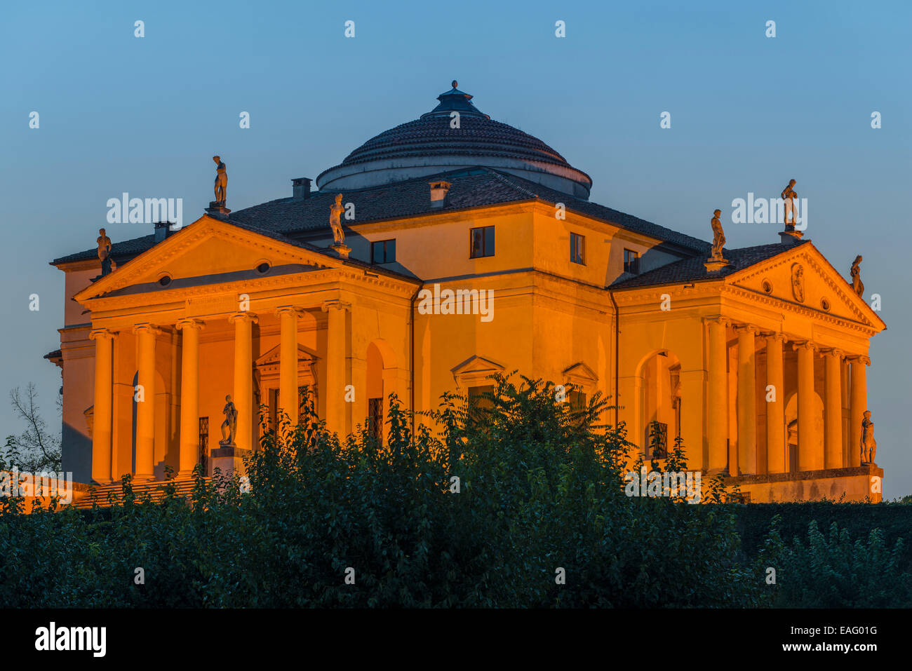 Nachtansicht der Villa Capra oder La Rotonda, Vicenza, Venetien, Italien Stockfoto