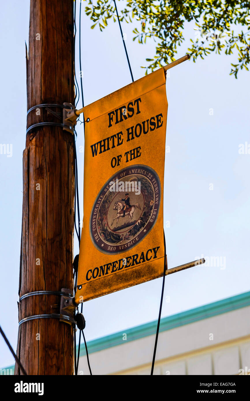 Obenliegende Banner-Werbung das erste weiße Haus der Konföderation in Montgomery, Alabama Stockfoto
