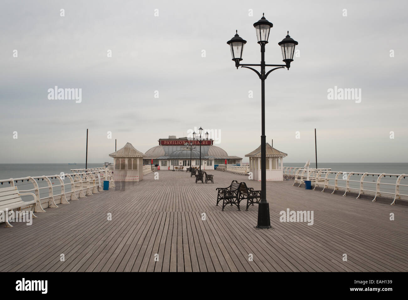 Cromer Pier, Norfolk, UK, erbaut 1902, ein Klasse-ll denkmalgeschützten Gebäude Stockfoto