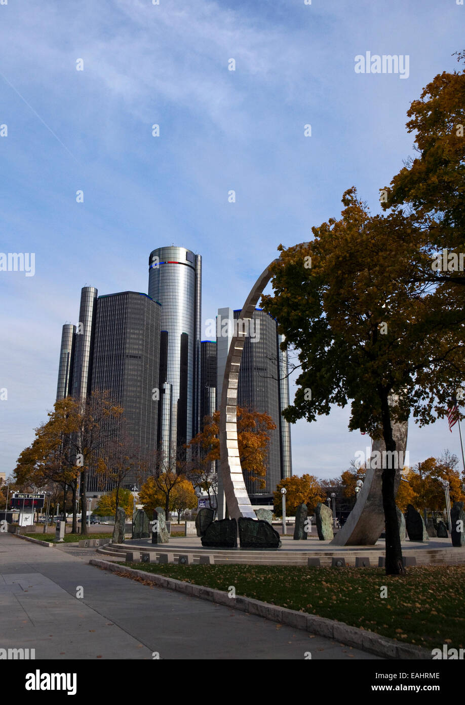 Ein Blick auf das Hauptquartier von General Motors in der Innenstadt von Detroit Stockfoto