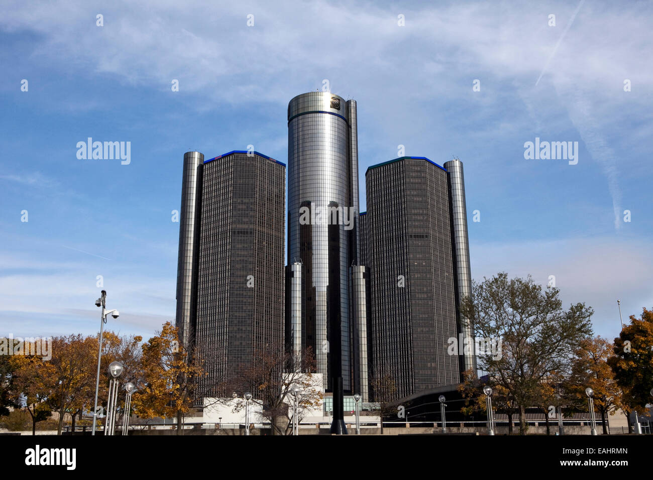 Ein Blick auf das Hauptquartier von General Motors in der Innenstadt von Detroit Stockfoto