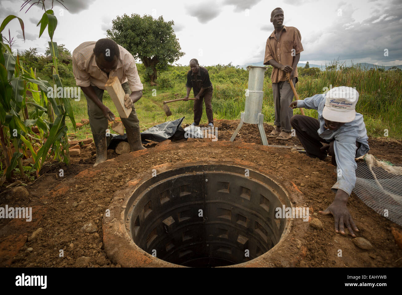 Brunnenbau afrika Fotos und Bildmaterial in hoher Auflösung Alamy