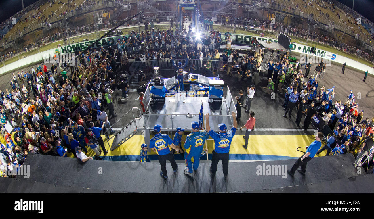 Homestead, FL, USA. 15. November 2014. Chase Elliott (9) gewinnt der NASCAR Nationwide Series Championship auf dem Homestead-Miami Speedway in Homestead, FL. Credit: Csm/Alamy Live-Nachrichten Stockfoto