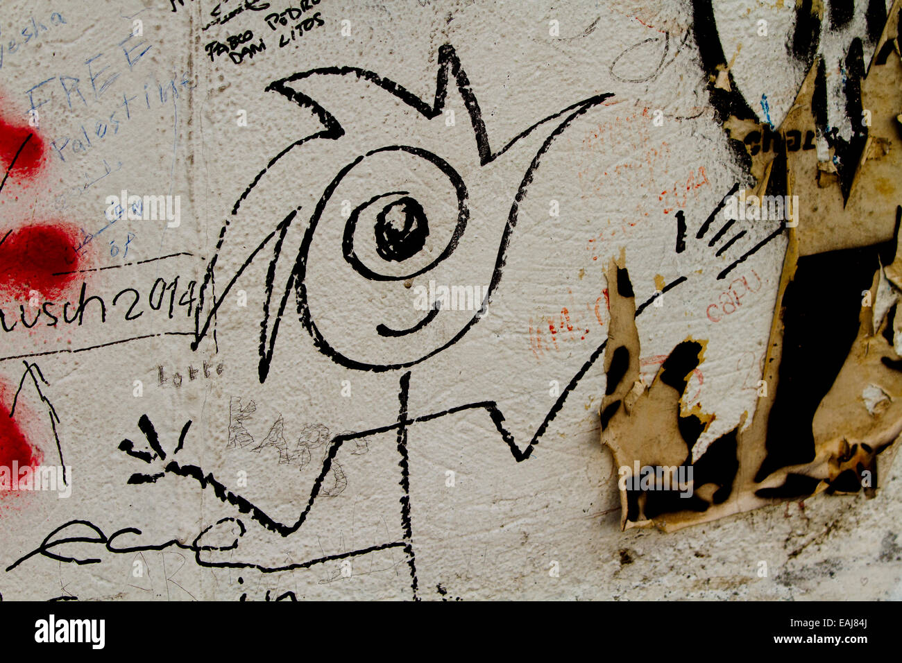 Graffiti-Streetart Berlin Wand Tags Auge Strichmännchen Stockfoto