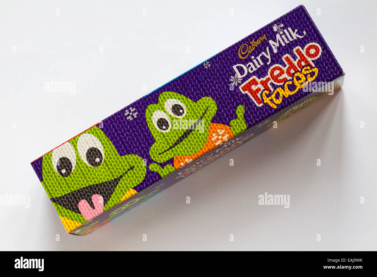 Cadbury Dairy Milk Freddo Gesichter Pralinenschachtel isoliert auf weißem Hintergrund Stockfoto