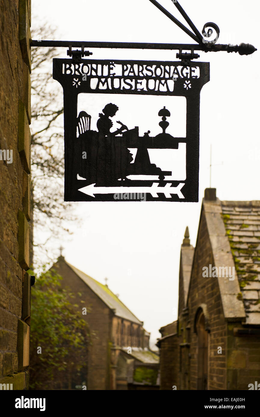 Bronte Parsonage Museum unterzeichnen Haworth Yorkshire England uk Stockfoto