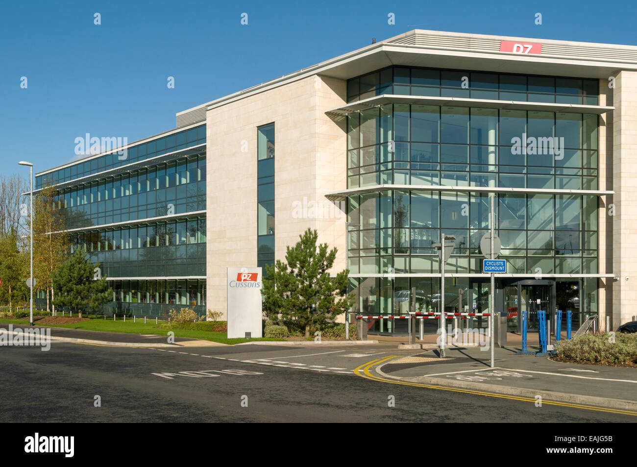 Die PZ Cussons Gebäude, Manchester Business Park, Aviator Art und Weise, in der Nähe von Flughafen Manchester, England, UK Stockfoto