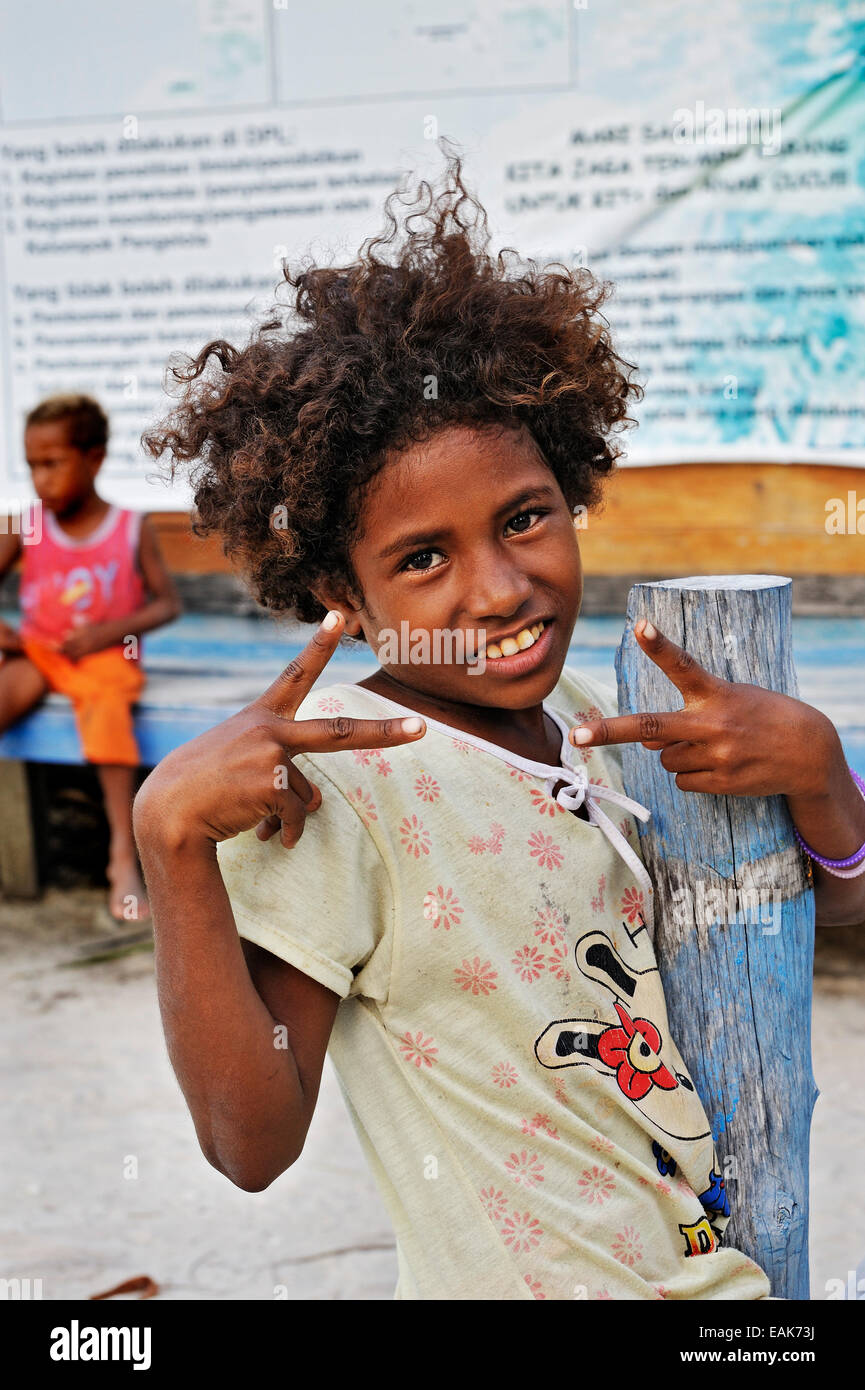 Lokalen Kind, Arborek, Raja Ampat, West Papua, Indonesien Stockfoto