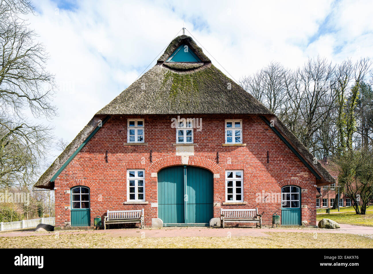 Worpswede-Rathaus in einem ehemaligen Bauernhof, Worpswede, Niedersachsen, Deutschland Stockfoto