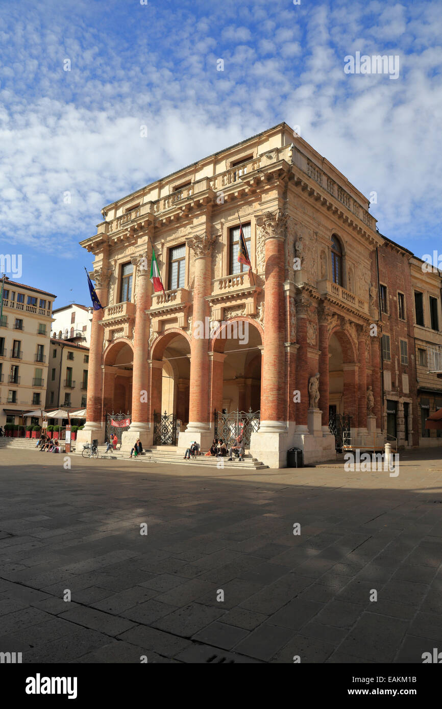 Palladios Loggia del Capitaniato in Piazza dei Signori, Vicenza, Italien, Region Venetien. Stockfoto