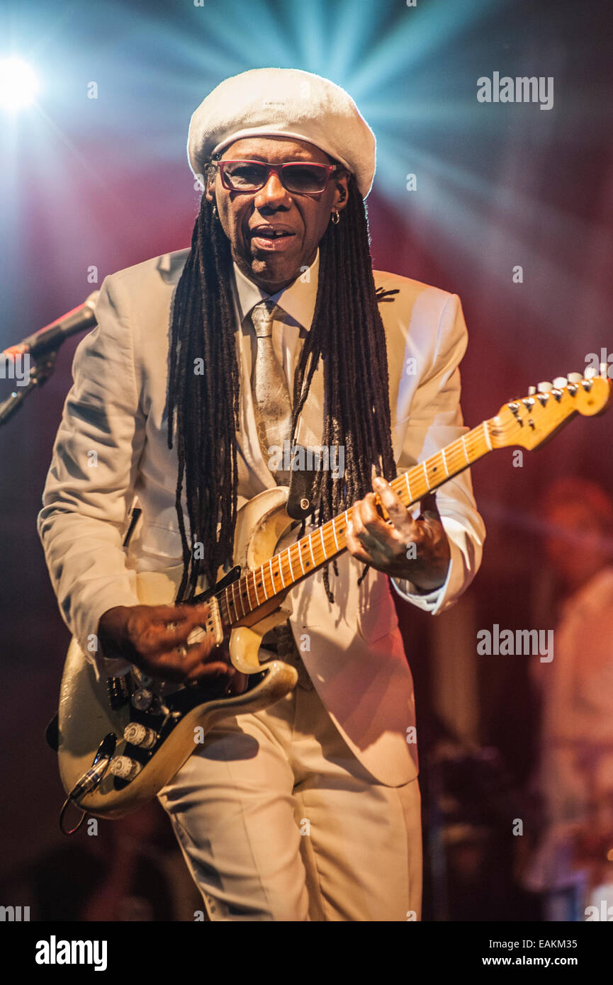 CHIC mit Sänger Songwriter Gitarrist Nile Rodgers auf ein live-Konzert beim unbekannten Festival in Rovinj, Kroatien, 2014. Stockfoto