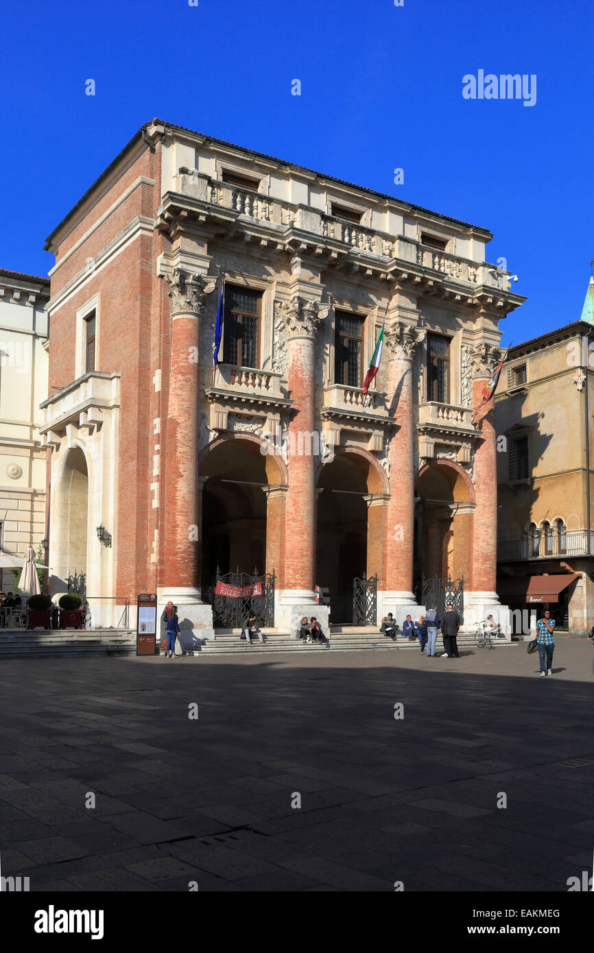 Palladios Loggia del Capitaniato in Piazza dei Signori, Vicenza, Italien, Region Venetien. Stockfoto