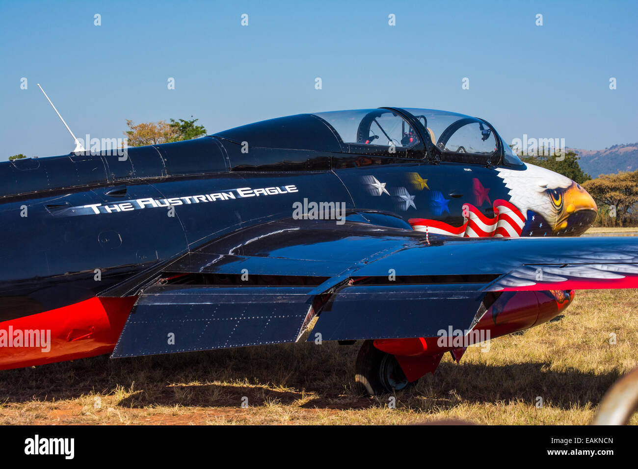 Der österreichische Adler Aero l-29 Delfin auf der Lowveld Air Show mit einer Punktion Stockfoto