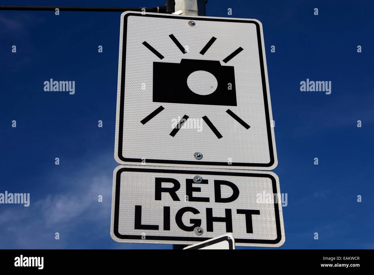 Rotlicht-Verkehr Kamera Warnung Zeichen Saskatoon Saskatchewan Kanada Stockfoto