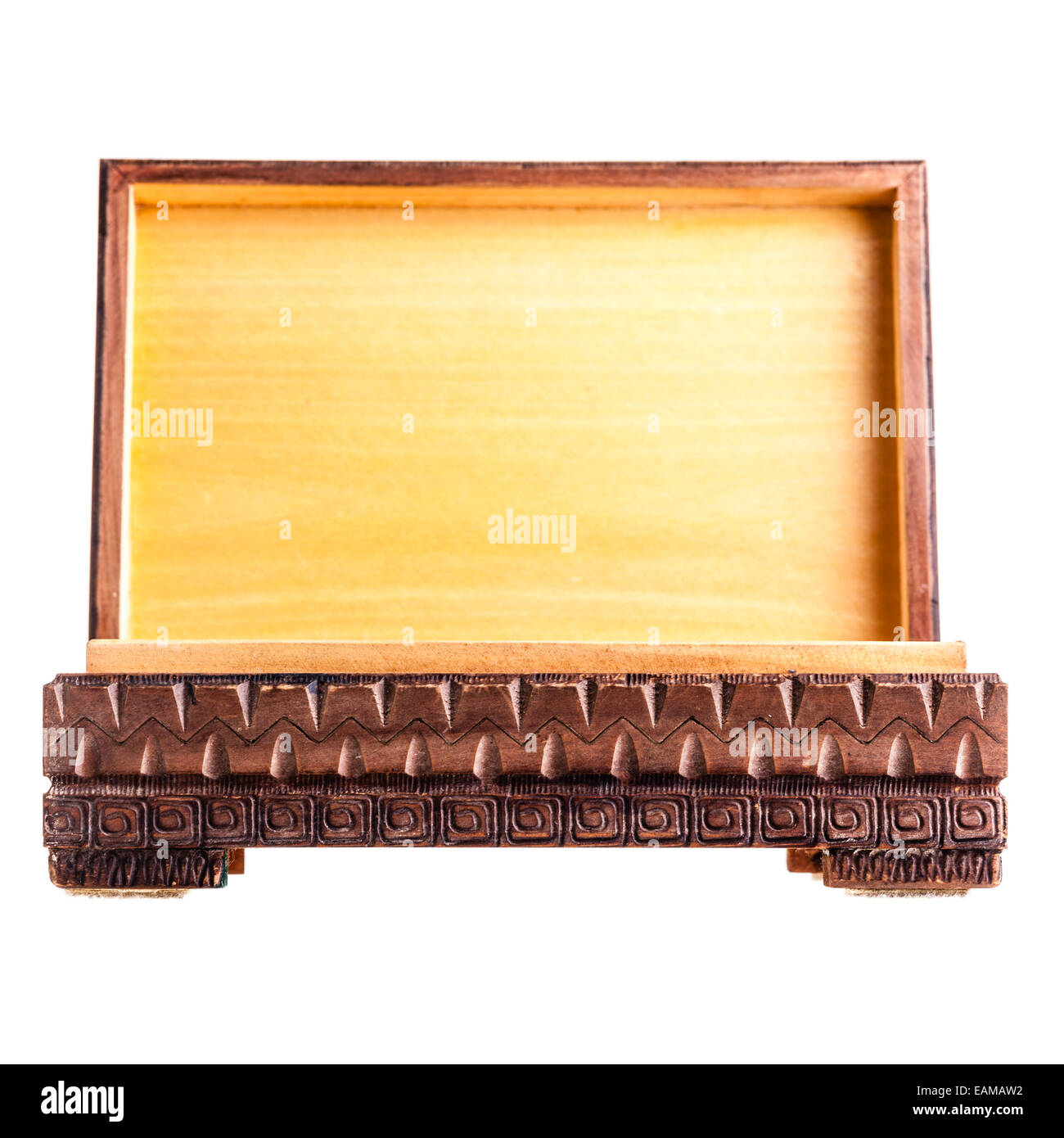 eine schöne bulgarische eingelegten Holzkiste auf einem weißen Hintergrund isoliert Stockfoto