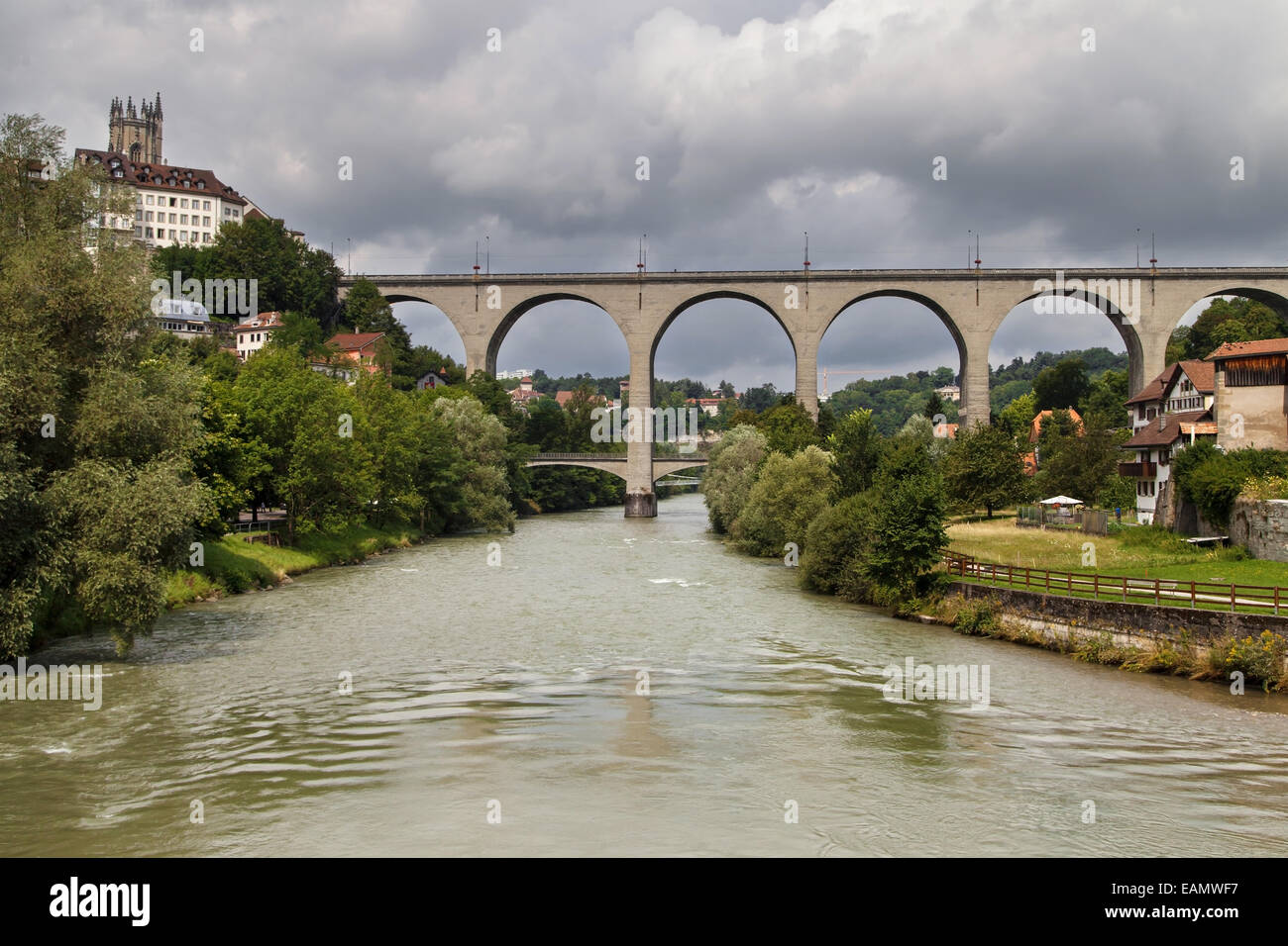 Zaehringen Brücke in Fribourg, Schweiz. Stockfoto