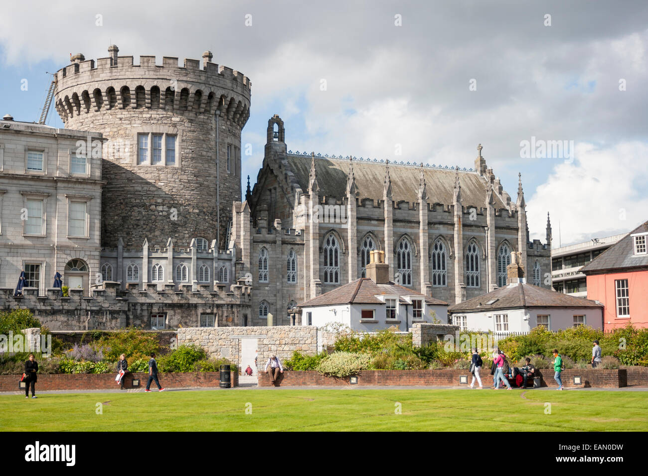 Dublin, Irland - 11. August 2014: Rekord-Turm und Chapel Royal Dublin Castle in Dublin, Irland am 11. August 2014 Stockfoto