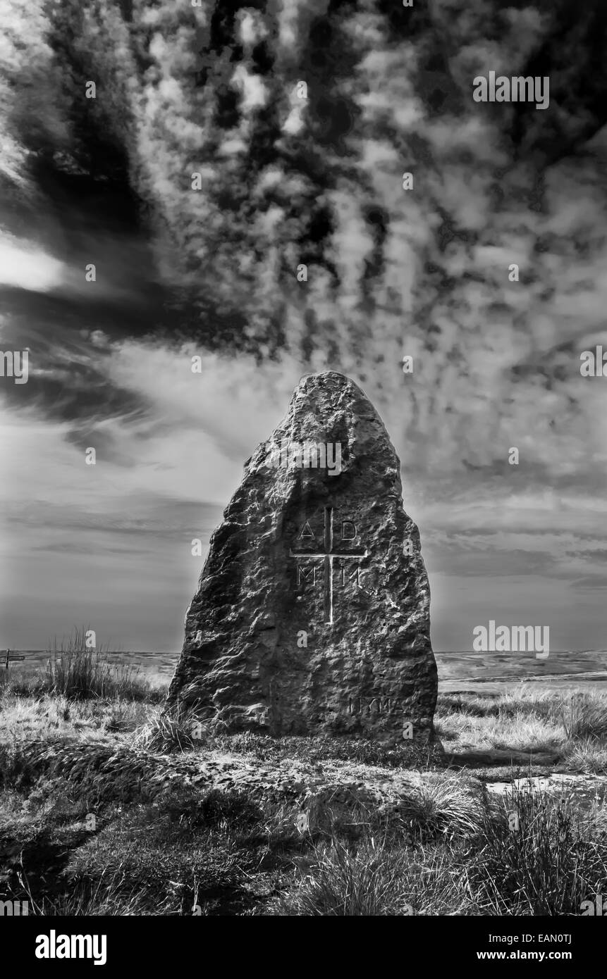 Millennium-Stein auf die North York Moors Stockfoto