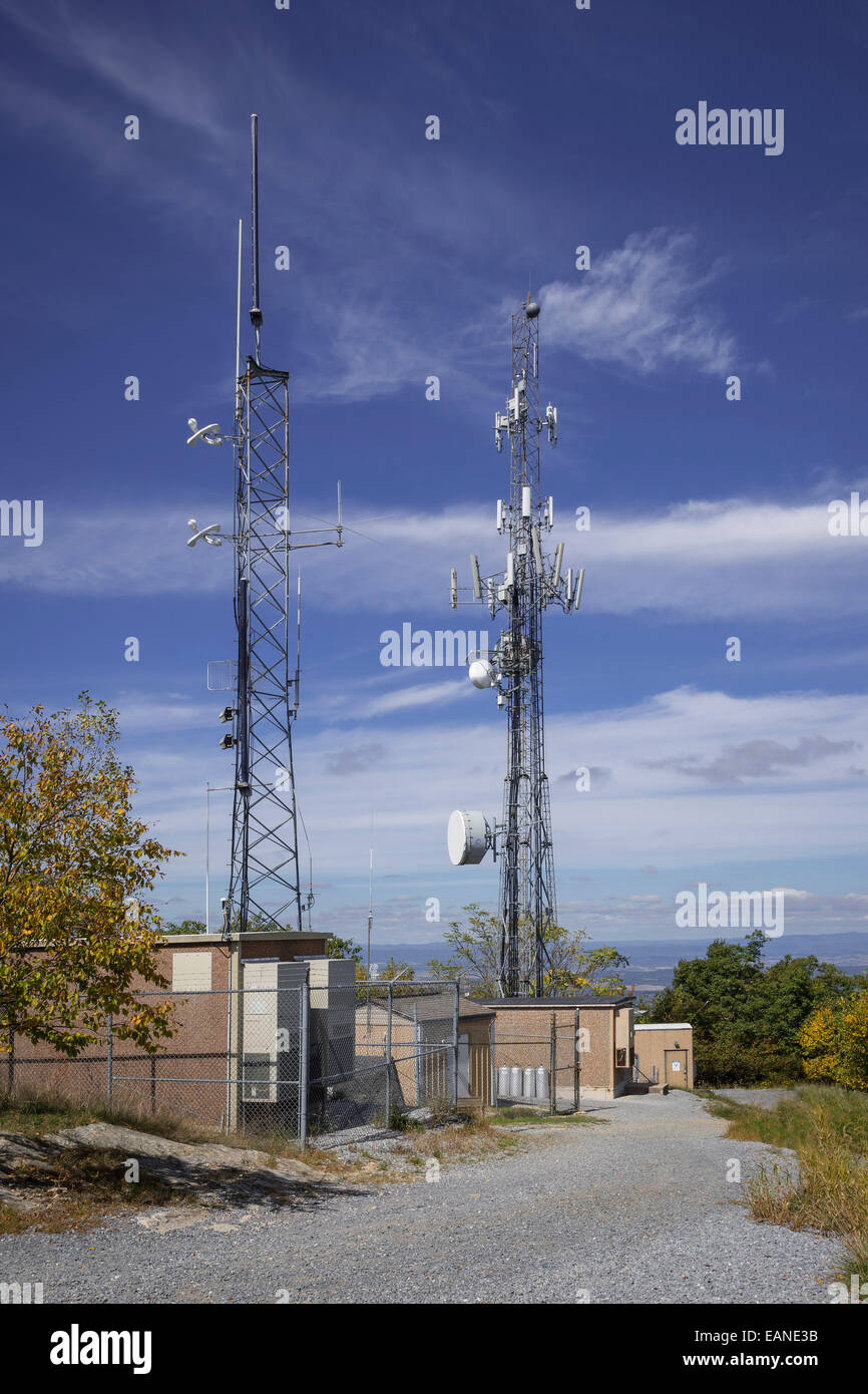 Zelle Telefon-Sendemasten Stockfoto