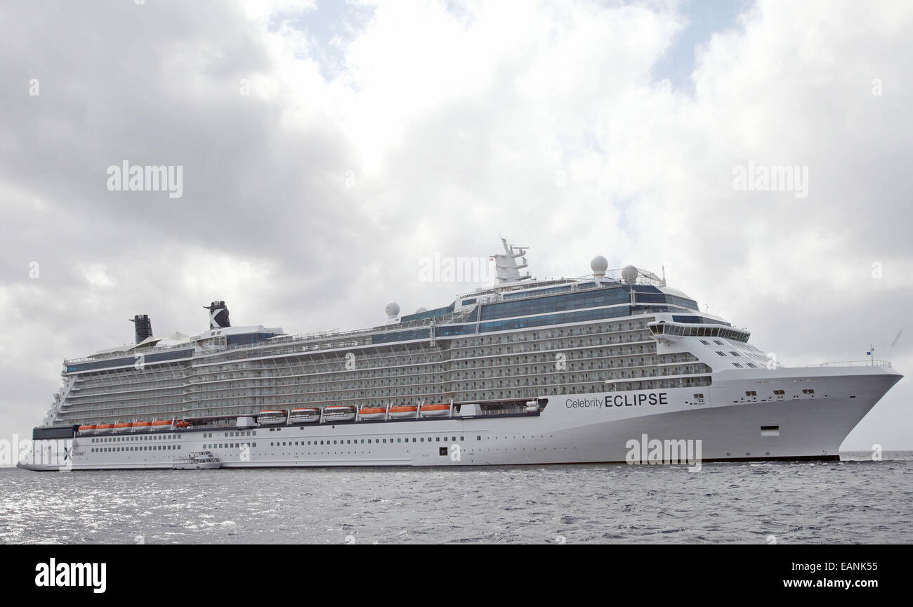 Ein Überblick über die Celebrity Eclipse Kreuzfahrtschiff am 13. Dezember 2010. Stockfoto