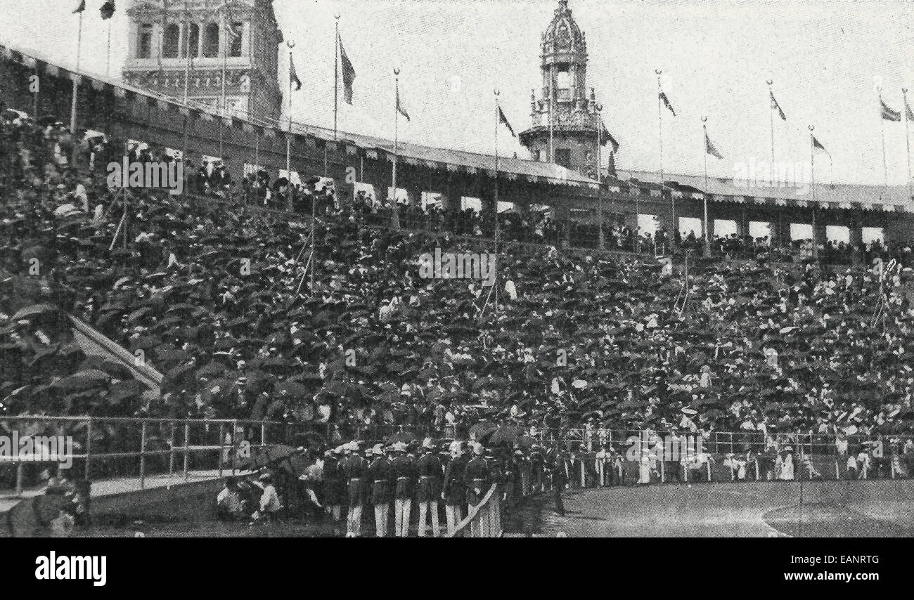 Das Gedränge im Stadion anfeuern 5. September 1901, am Tag vor seiner Ermordung Präsident William McKinley bei der Pan American Exposition Stockfoto