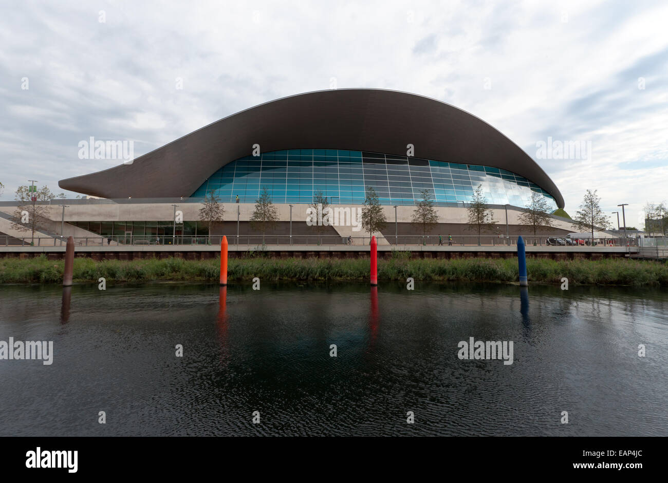 Die Aquatics Centre in der Königin Elizabeth II., Olympic Park, Stratford. Stockfoto