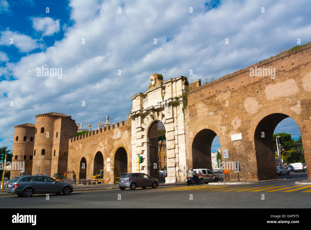 Porta San Giiovanni Tor, Via Appia, Rom, Italien Stockfoto